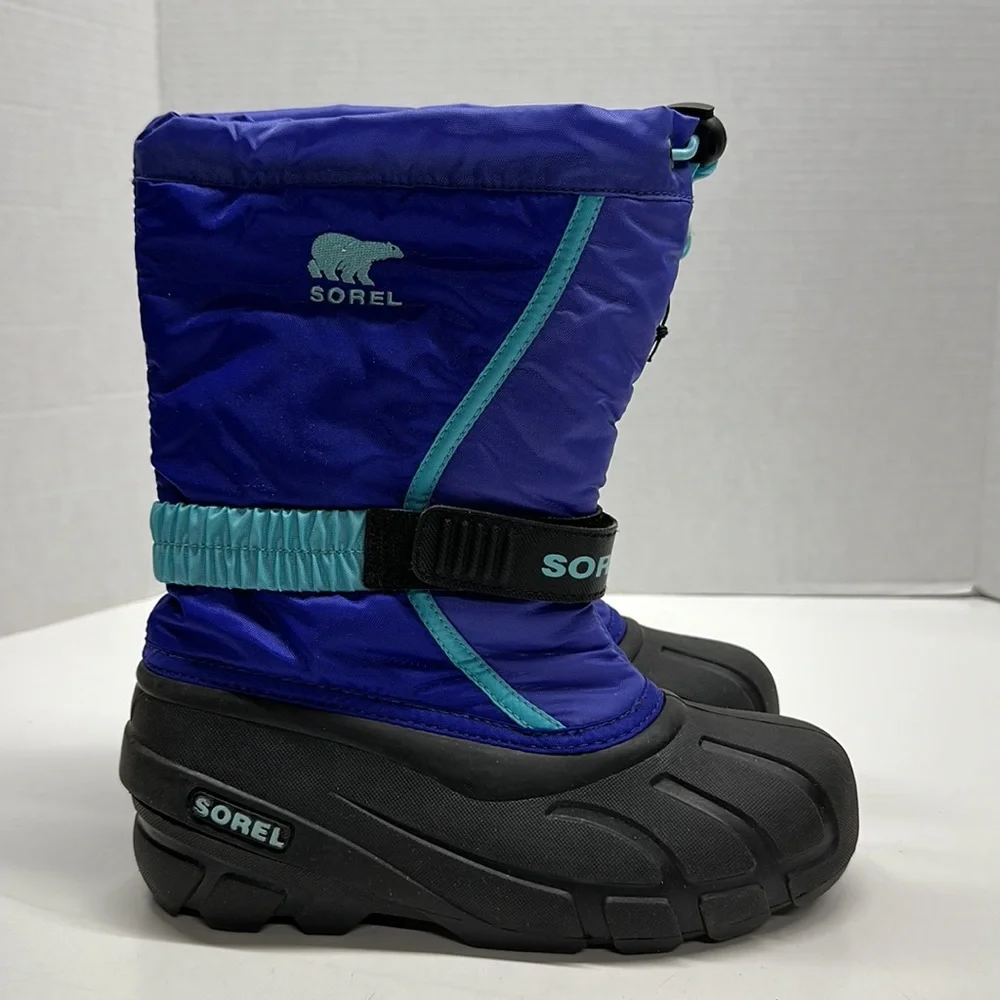 EUC Sorel Kids Flurry Insulated Winter Snow Boot